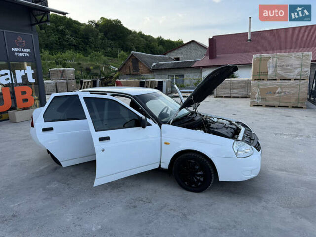 ВАЗ 2170 Priora, объемом двигателя 1.6 л и пробегом 187 тыс. км за 2150 $, фото 31 на Automoto.ua