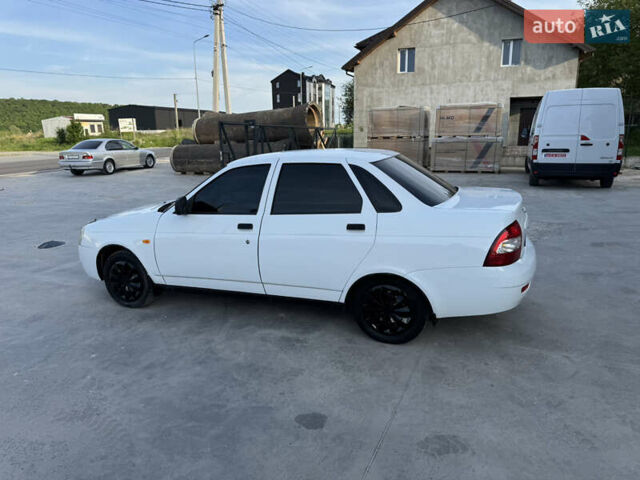 ВАЗ 2170 Priora, объемом двигателя 1.6 л и пробегом 187 тыс. км за 2150 $, фото 4 на Automoto.ua