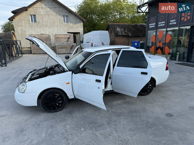 ВАЗ 2170 Priora, объемом двигателя 1.6 л и пробегом 187 тыс. км за 2150 $, фото 29 на Automoto.ua