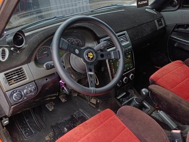 Жовтий ВАЗ 2170 Priora, об'ємом двигуна 2 л та пробігом 83 тис. км за 3500 $, фото 5 на Automoto.ua