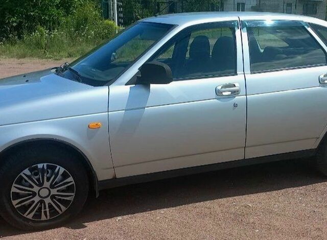 Серый ВАЗ 2170 Priora, объемом двигателя 0 л и пробегом 90 тыс. км за 4200 $, фото 3 на Automoto.ua