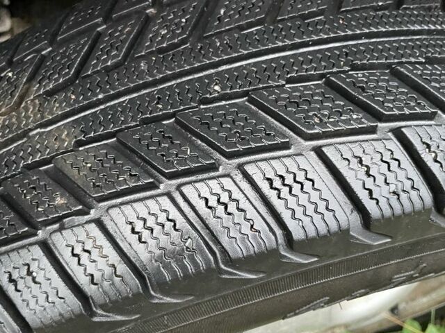 ВАЗ 2170 Priora 2007 в Ахтырке на Automoto.ua Серый ВАЗ 2170 Priora, объемом двигателя 0 л и пробегом 150 тыс. км за 750 $, фото 4 на Automoto.ua