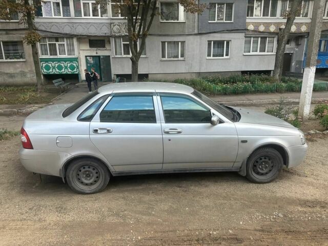 Сірий ВАЗ 2170 Priora, об'ємом двигуна 1.6 л та пробігом 200 тис. км за 2004 $, фото 3 на Automoto.ua