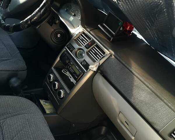 Серый ВАЗ 2170 Priora, объемом двигателя 1.6 л и пробегом 222 тыс. км за 2150 $, фото 11 на Automoto.ua