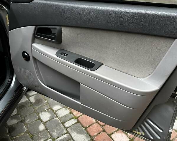 Серый ВАЗ 2170 Priora, объемом двигателя 1.6 л и пробегом 250 тыс. км за 2150 $, фото 29 на Automoto.ua