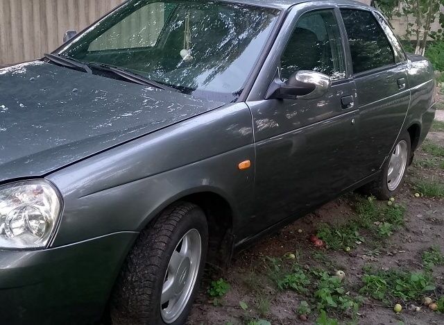 Серый ВАЗ 2170 Priora, объемом двигателя 1.6 л и пробегом 122 тыс. км за 2900 $, фото 5 на Automoto.ua