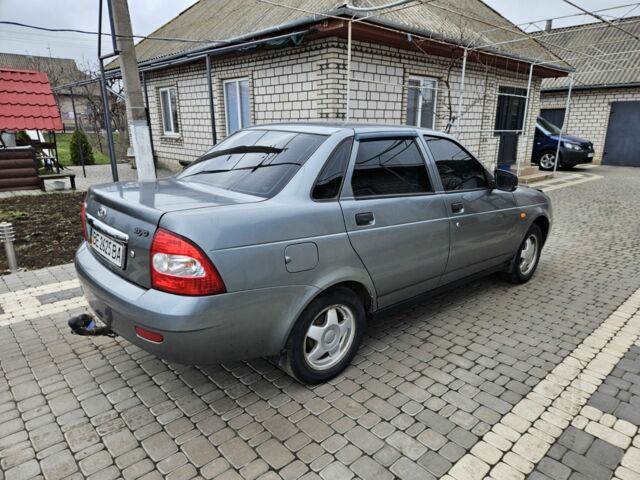 Сірий ВАЗ 2170 Priora, об'ємом двигуна 1.6 л та пробігом 220 тис. км за 1800 $, фото 1 на Automoto.ua