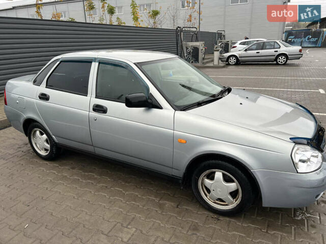 Серый ВАЗ 2170 Priora, объемом двигателя 1.6 л и пробегом 192 тыс. км за 1500 $, фото 3 на Automoto.ua