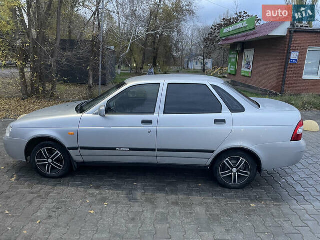 Сірий ВАЗ 2170 Priora, об'ємом двигуна 1.6 л та пробігом 235 тис. км за 2400 $, фото 3 на Automoto.ua