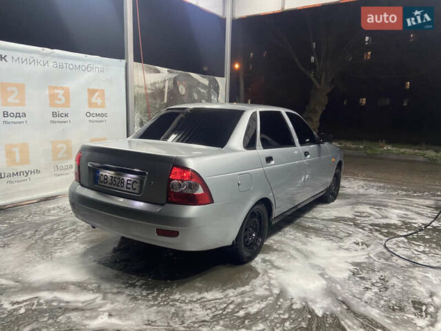 Сірий ВАЗ 2170 Priora, об'ємом двигуна 1.6 л та пробігом 195 тис. км за 2400 $, фото 2 на Automoto.ua