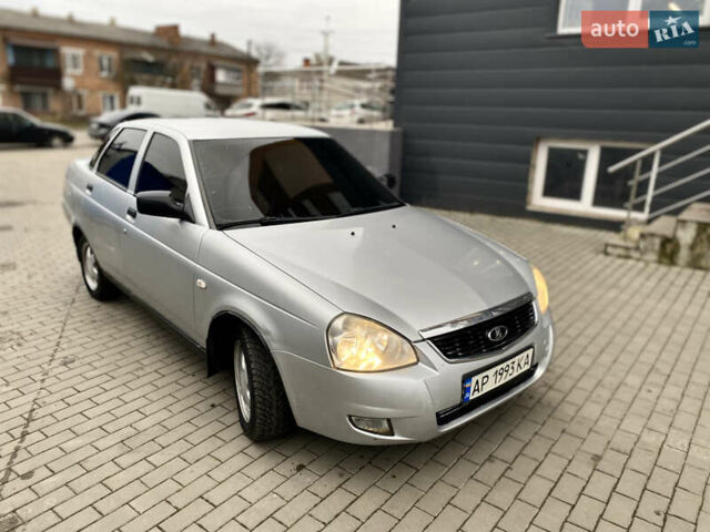 Серый ВАЗ 2170 Priora, объемом двигателя 1.6 л и пробегом 229 тыс. км за 1750 $, фото 5 на Automoto.ua