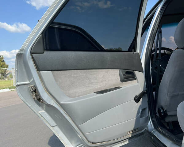 Сірий ВАЗ 2170 Priora, об'ємом двигуна 1.6 л та пробігом 215 тис. км за 2300 $, фото 15 на Automoto.ua