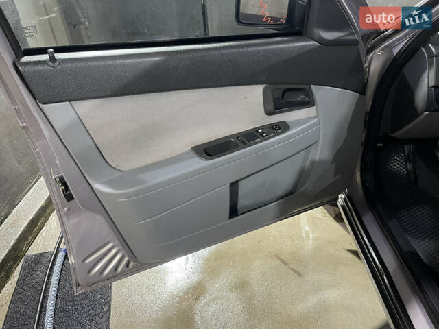 Сірий ВАЗ 2170 Priora, об'ємом двигуна 1.6 л та пробігом 159 тис. км за 2850 $, фото 8 на Automoto.ua