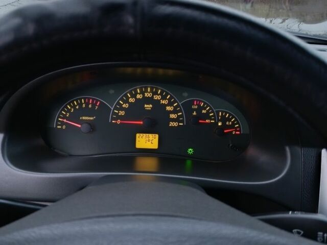 Серый ВАЗ 2170 Priora, объемом двигателя 1.6 л и пробегом 223 тыс. км за 1650 $, фото 4 на Automoto.ua