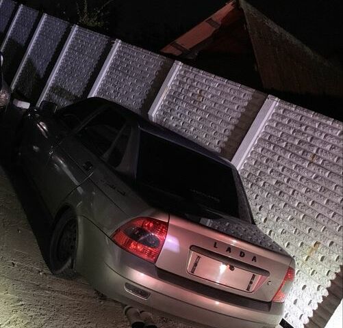 Сірий ВАЗ 2170 Priora, об'ємом двигуна 1.6 л та пробігом 3 тис. км за 2400 $, фото 4 на Automoto.ua