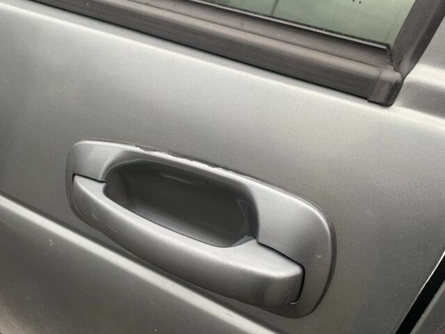 Серый ВАЗ 2170 Priora, объемом двигателя 1.6 л и пробегом 189 тыс. км за 2900 $, фото 7 на Automoto.ua