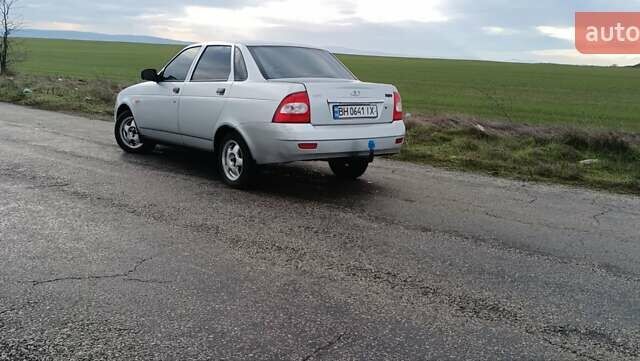 Сірий ВАЗ 2170 Priora, об'ємом двигуна 1.6 л та пробігом 178 тис. км за 2550 $, фото 2 на Automoto.ua