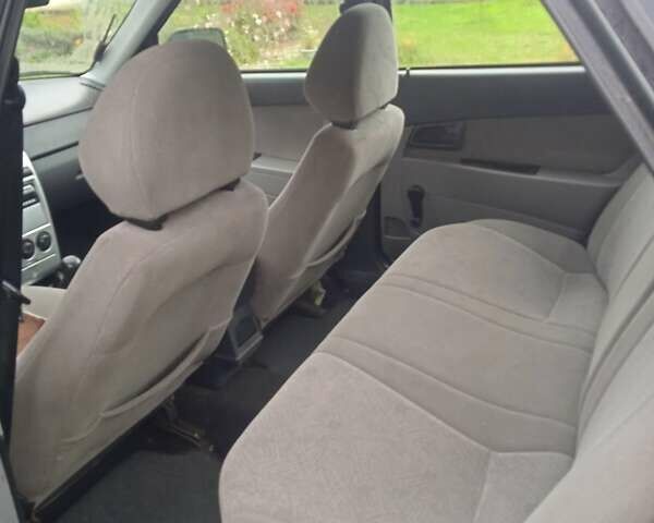 Сірий ВАЗ 2170 Priora, об'ємом двигуна 1.6 л та пробігом 100 тис. км за 2200 $, фото 6 на Automoto.ua