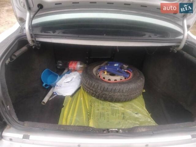 Сірий ВАЗ 2170 Priora, об'ємом двигуна 1.6 л та пробігом 200 тис. км за 3200 $, фото 3 на Automoto.ua