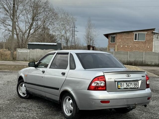 Серый ВАЗ 2170 Priora, объемом двигателя 1.6 л и пробегом 130 тыс. км за 1850 $, фото 2 на Automoto.ua