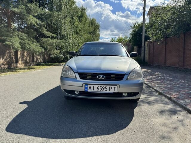 Серый ВАЗ 2170 Priora, объемом двигателя 1.6 л и пробегом 251 тыс. км за 2300 $, фото 7 на Automoto.ua