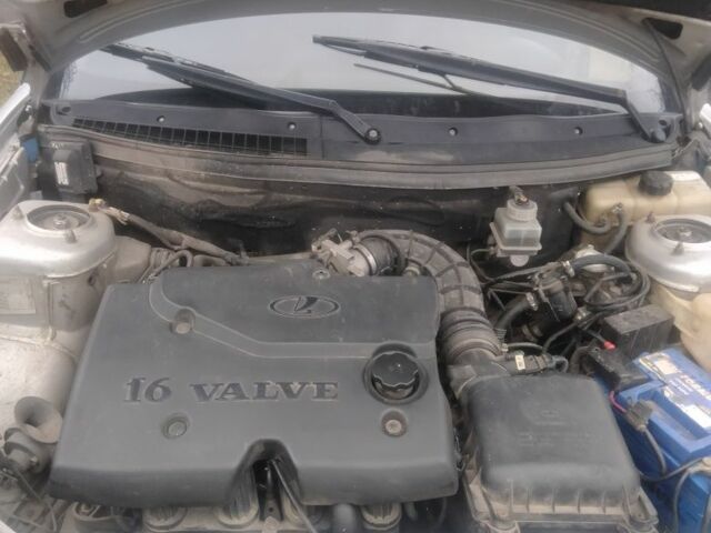 Серый ВАЗ 2170 Priora, объемом двигателя 1.6 л и пробегом 200 тыс. км за 3200 $, фото 3 на Automoto.ua