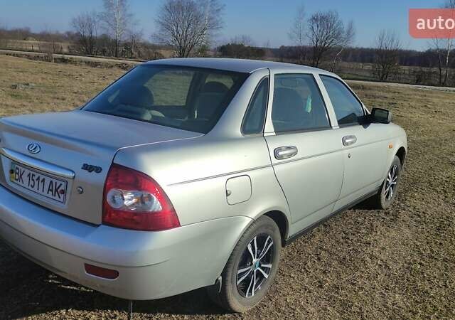 Сірий ВАЗ 2170 Priora, об'ємом двигуна 1.6 л та пробігом 203 тис. км за 2800 $, фото 3 на Automoto.ua
