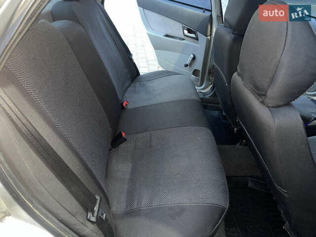 Сірий ВАЗ 2170 Priora, об'ємом двигуна 1.6 л та пробігом 235 тис. км за 2400 $, фото 8 на Automoto.ua