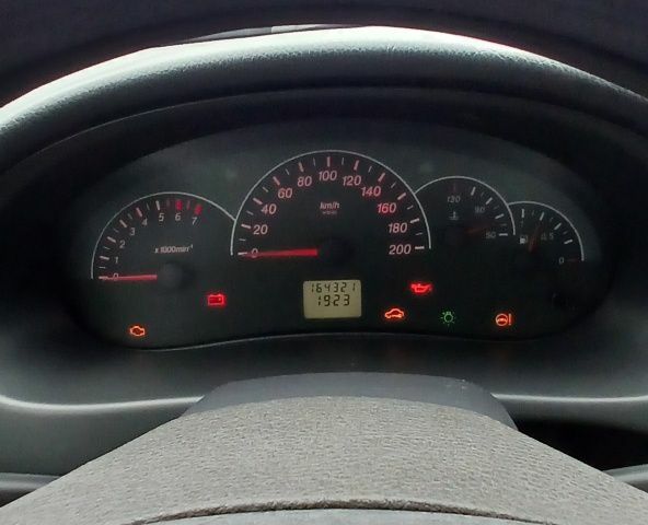 Серый ВАЗ 2170 Priora, объемом двигателя 1.6 л и пробегом 164 тыс. км за 2900 $, фото 12 на Automoto.ua