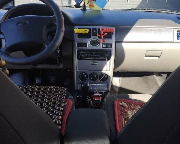 Серый ВАЗ 2170 Priora, объемом двигателя 1.6 л и пробегом 200 тыс. км за 3000 $, фото 7 на Automoto.ua