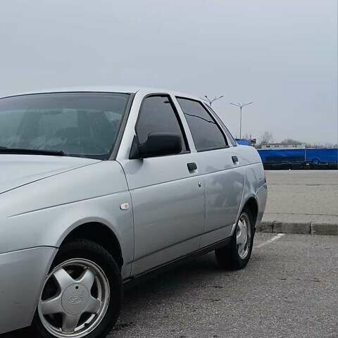 Сірий ВАЗ 2170 Priora, об'ємом двигуна 1.6 л та пробігом 164 тис. км за 2750 $, фото 6 на Automoto.ua