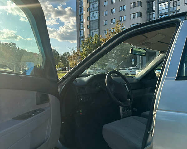 Сірий ВАЗ 2170 Priora, об'ємом двигуна 1.6 л та пробігом 222 тис. км за 2100 $, фото 13 на Automoto.ua
