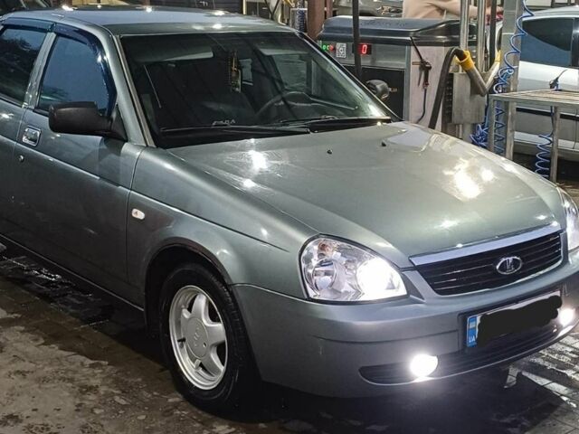 Сірий ВАЗ 2170 Priora, об'ємом двигуна 1.6 л та пробігом 166 тис. км за 2650 $, фото 2 на Automoto.ua