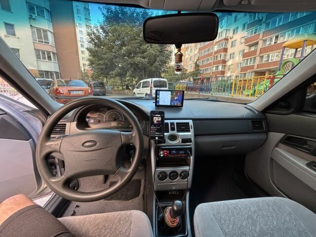 Серый ВАЗ 2170 Priora, объемом двигателя 1.6 л и пробегом 190 тыс. км за 3500 $, фото 12 на Automoto.ua