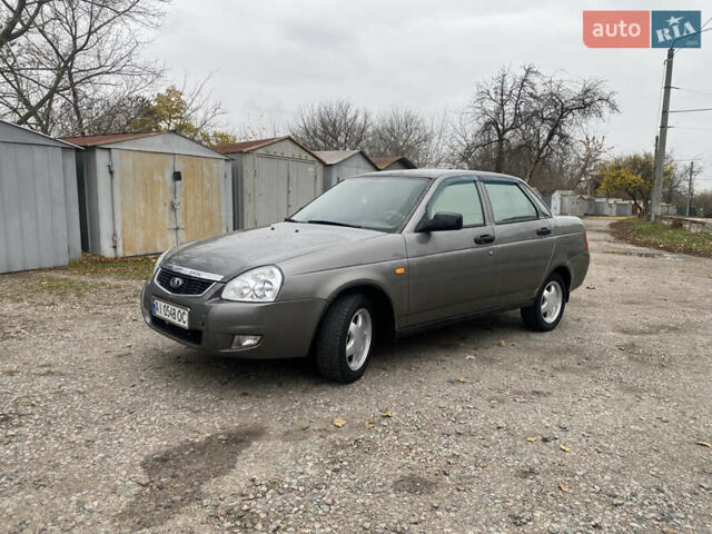 Серый ВАЗ 2170 Priora, объемом двигателя 1.6 л и пробегом 180 тыс. км за 1999 $, фото 2 на Automoto.ua