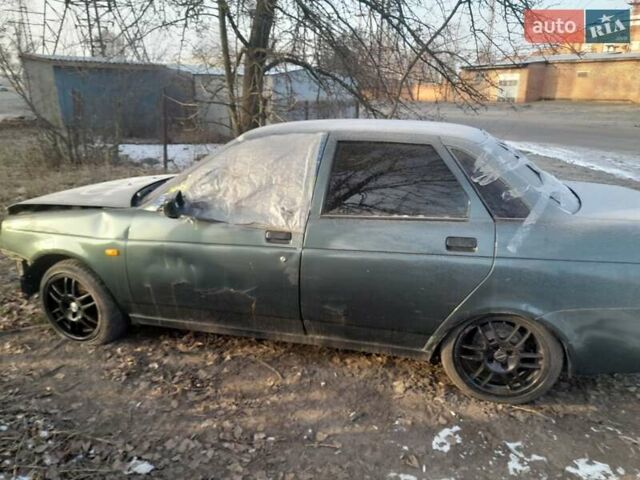 Серый ВАЗ 2170 Priora, объемом двигателя 1.6 л и пробегом 200 тыс. км за 2000 $, фото 11 на Automoto.ua