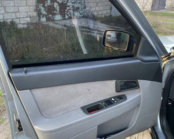 Серый ВАЗ 2170 Priora, объемом двигателя 1.6 л и пробегом 245 тыс. км за 3000 $, фото 8 на Automoto.ua