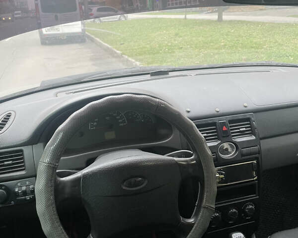 Серый ВАЗ 2170 Priora, объемом двигателя 1.6 л и пробегом 619 тыс. км за 1500 $, фото 5 на Automoto.ua