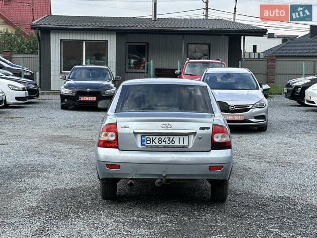 Сірий ВАЗ 2170 Priora, об'ємом двигуна 1.6 л та пробігом 250 тис. км за 1750 $, фото 4 на Automoto.ua