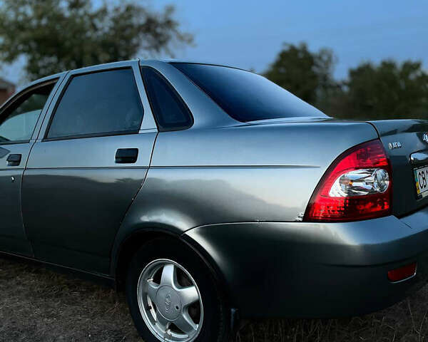 Сірий ВАЗ 2170 Priora, об'ємом двигуна 1.6 л та пробігом 281 тис. км за 2300 $, фото 3 на Automoto.ua