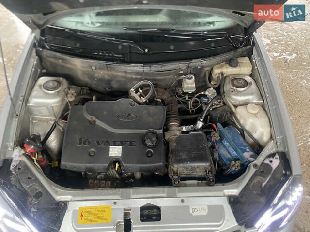 Сірий ВАЗ 2170 Priora, об'ємом двигуна 1.6 л та пробігом 200 тис. км за 2500 $, фото 5 на Automoto.ua