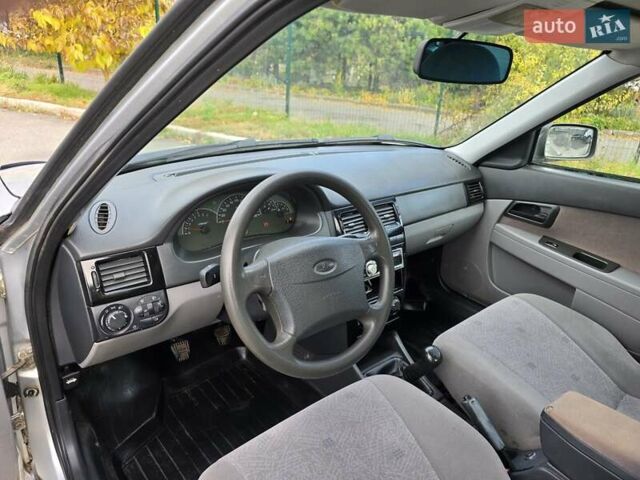 Сірий ВАЗ 2170 Priora, об'ємом двигуна 1.6 л та пробігом 125 тис. км за 1799 $, фото 11 на Automoto.ua