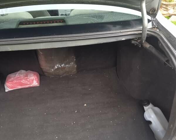 Сірий ВАЗ 2170 Priora, об'ємом двигуна 1.6 л та пробігом 100 тис. км за 2200 $, фото 4 на Automoto.ua