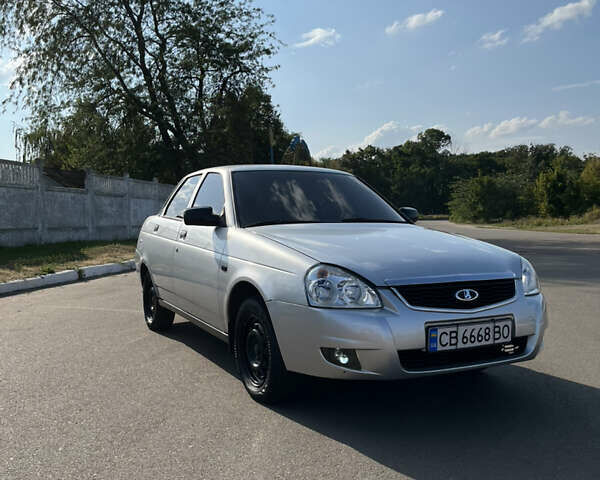 Сірий ВАЗ 2170 Priora, об'ємом двигуна 1.6 л та пробігом 215 тис. км за 2300 $, фото 3 на Automoto.ua