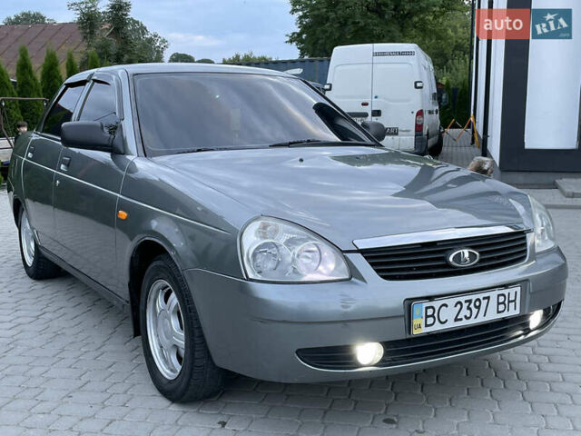 Серый ВАЗ 2170 Priora, объемом двигателя 1.6 л и пробегом 147 тыс. км за 2250 $, фото 12 на Automoto.ua