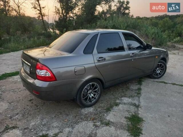 Сірий ВАЗ 2170 Priora, об'ємом двигуна 1.6 л та пробігом 162 тис. км за 3700 $, фото 2 на Automoto.ua