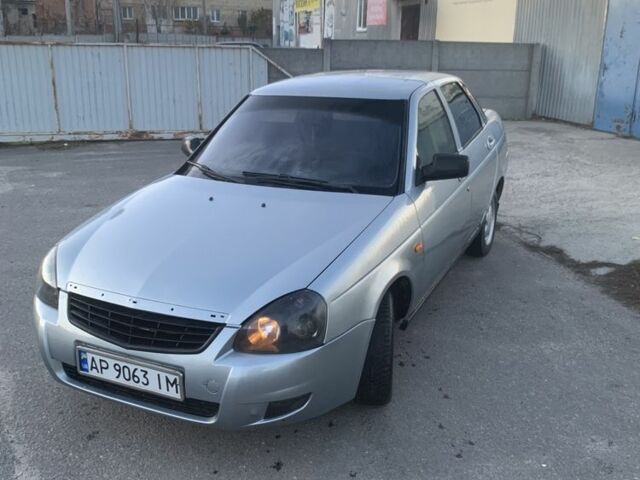 Серый ВАЗ 2170 Priora, объемом двигателя 1.6 л и пробегом 220 тыс. км за 2000 $, фото 2 на Automoto.ua