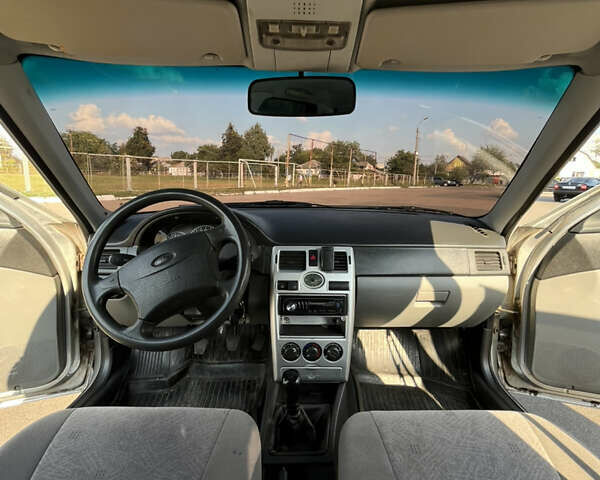 Сірий ВАЗ 2170 Priora, об'ємом двигуна 1.6 л та пробігом 215 тис. км за 2300 $, фото 23 на Automoto.ua