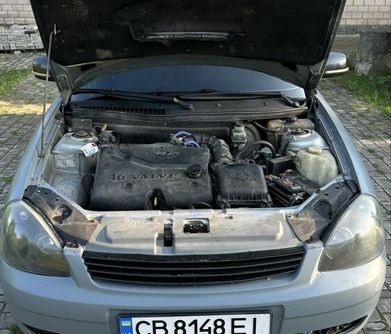 Сірий ВАЗ 2170 Priora, об'ємом двигуна 1.6 л та пробігом 220 тис. км за 2350 $, фото 7 на Automoto.ua