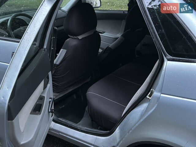 Сірий ВАЗ 2170 Priora, об'ємом двигуна 1.6 л та пробігом 250 тис. км за 1450 $, фото 7 на Automoto.ua